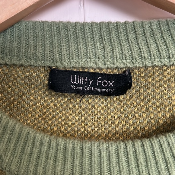 Witty Fox Yin and Yang Soft Floral Green and Yellow Sweater - Picture 3 of 7